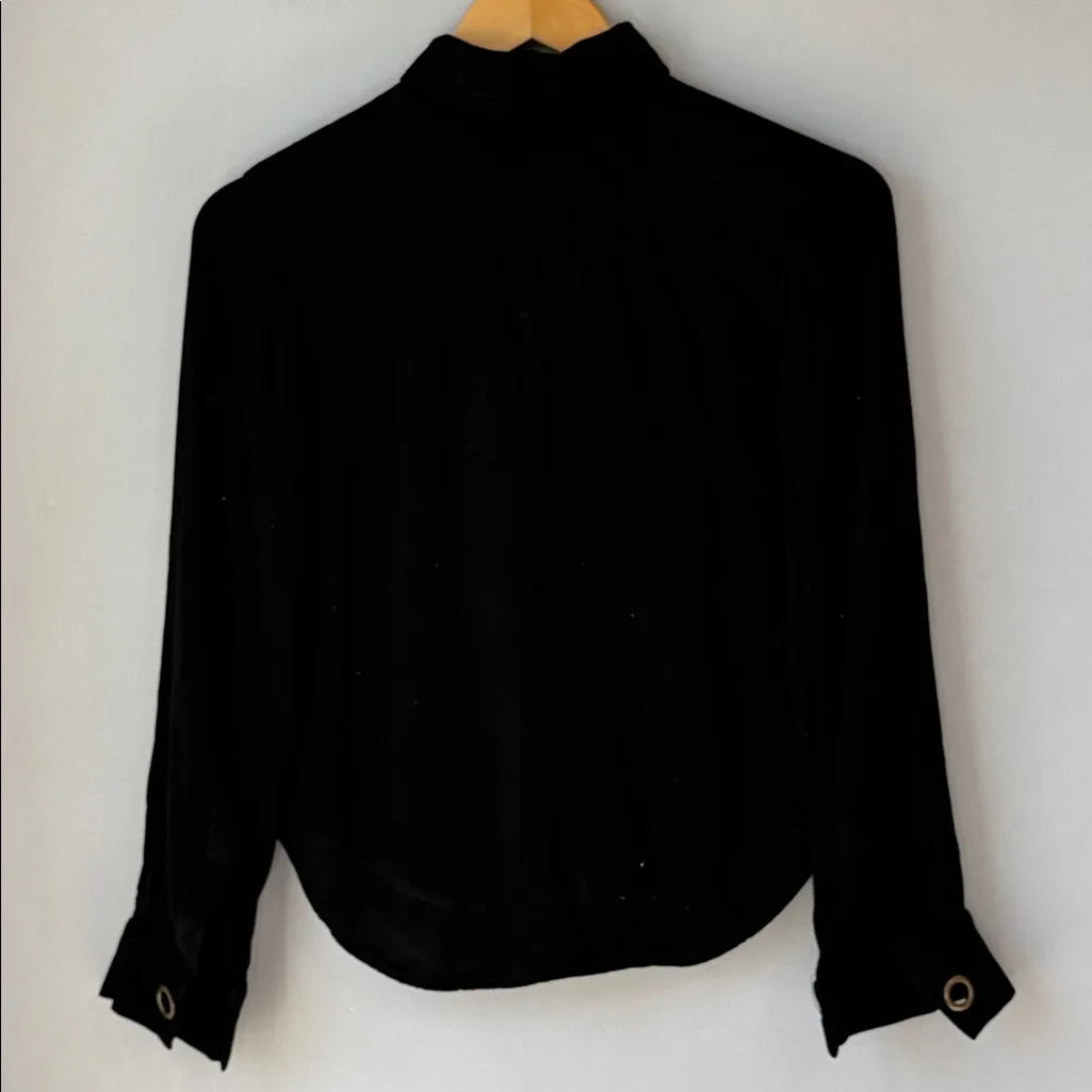 Assembly New York Gallery Girl Gold Metal Grommet Eyelet Long Sleeve Shirt Black - Image 7