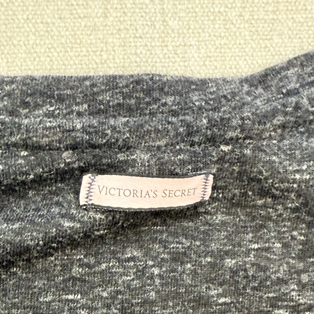 Victoria's Secret Black and Pink Plaid Pajama Set - Image 6