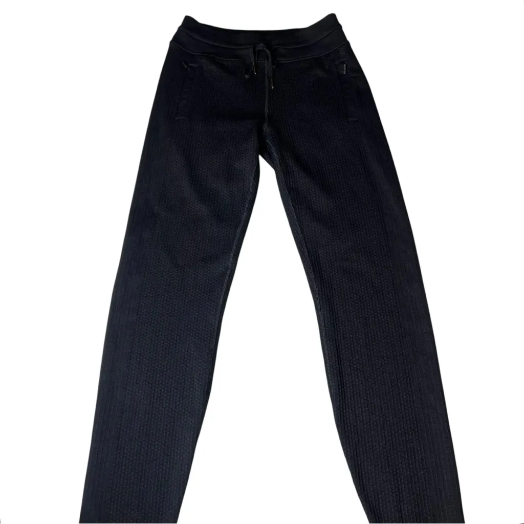 Lululemon Engineered Warmth Merino Wool Black Textured Jogger Pants Size 2 - Image 4