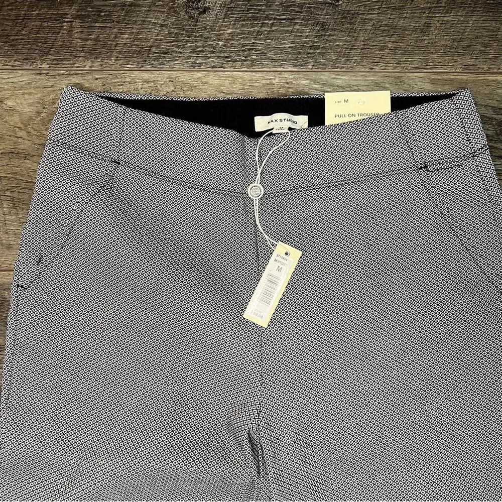 NWT Max Studio Pull-On Trouser Career Pants Black and White Geometric Medium - Image 3
