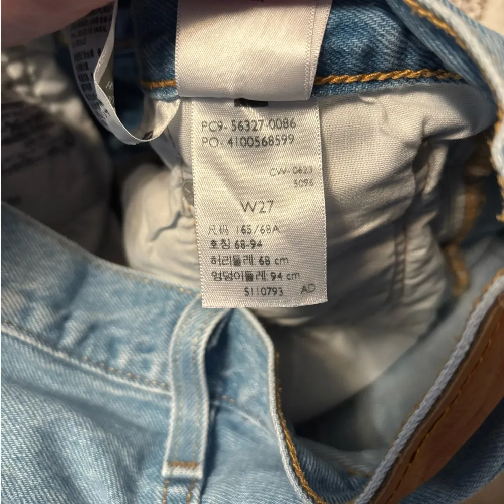 Levi’s 501 Original Fit High Rise Womens Shorts size W27 - Image 5