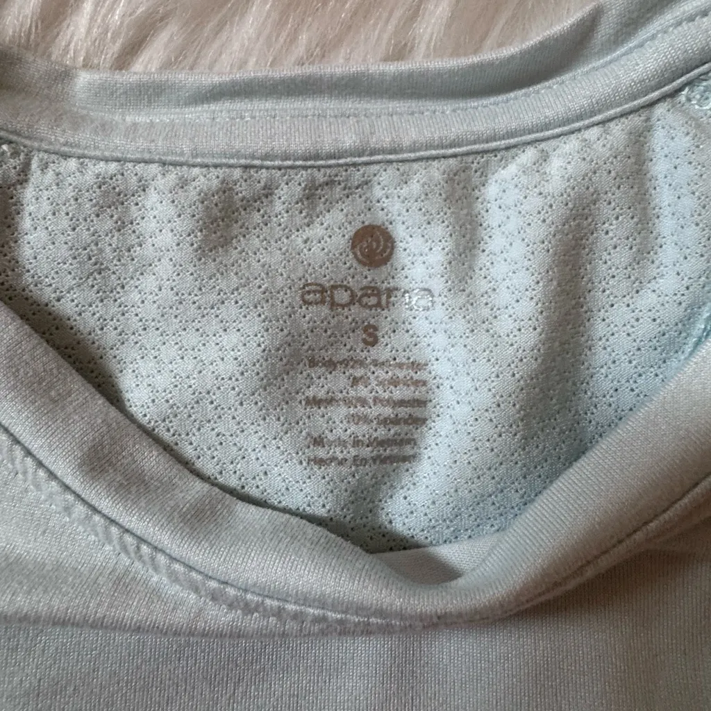 Apana Size S Light Blue Women's Yoga Top - Image 3