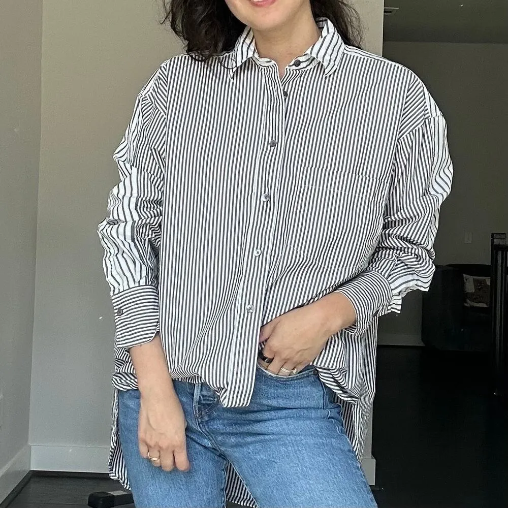 CLOSED Classic Oversized Stripe Shirt White and Grey Size Small - Image 3