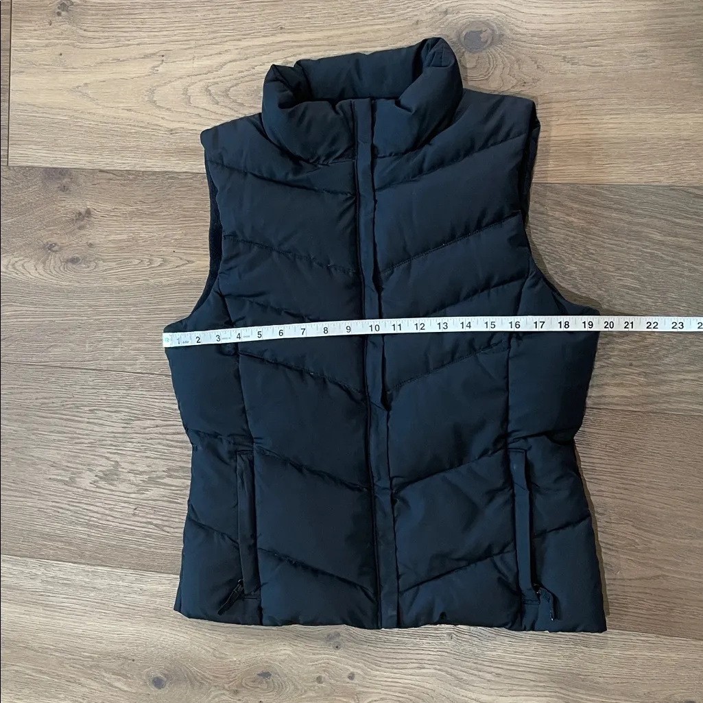Columbia Vintage Women’s Down Puffer Vest Black Size Medium - Image 2