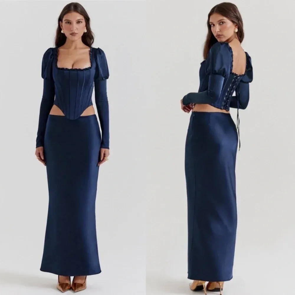 HOUSE OF CB 'Dana'‎ Navy Puff Sleeve Corset NWOT - Image 10