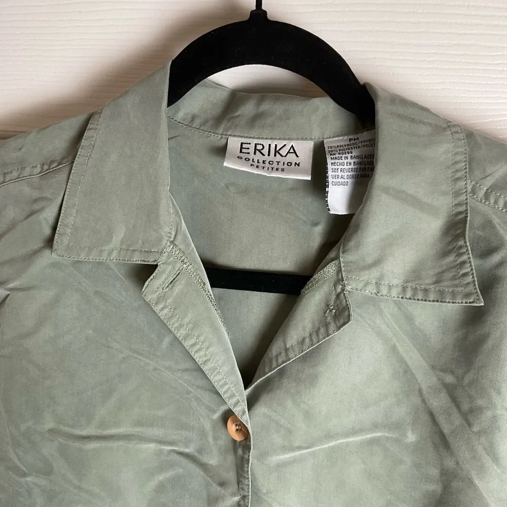 light green, button-down shirt from the Erika Collection, size pm - Image 2