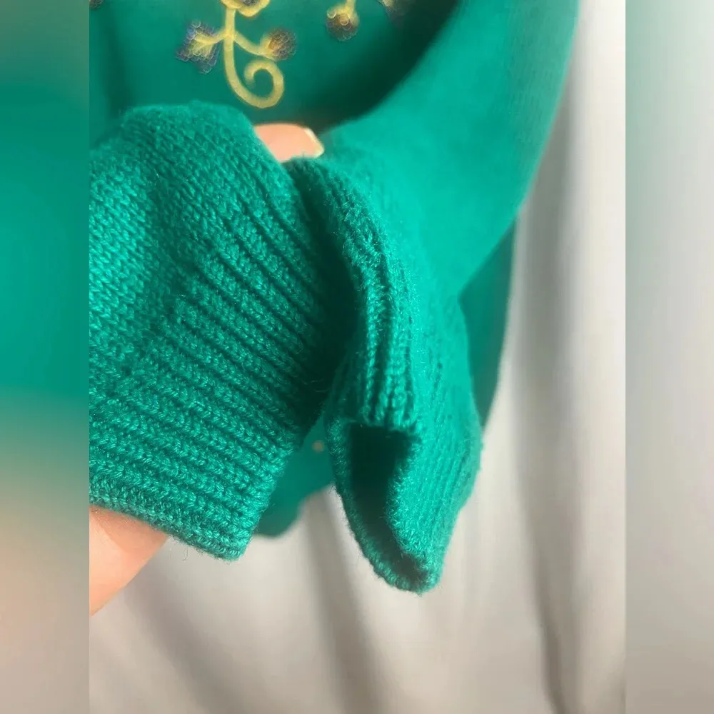 Vintage Victoria Jones’s Women’s Sweater Size M Teal Floral Embroidered Beaded - Image 12