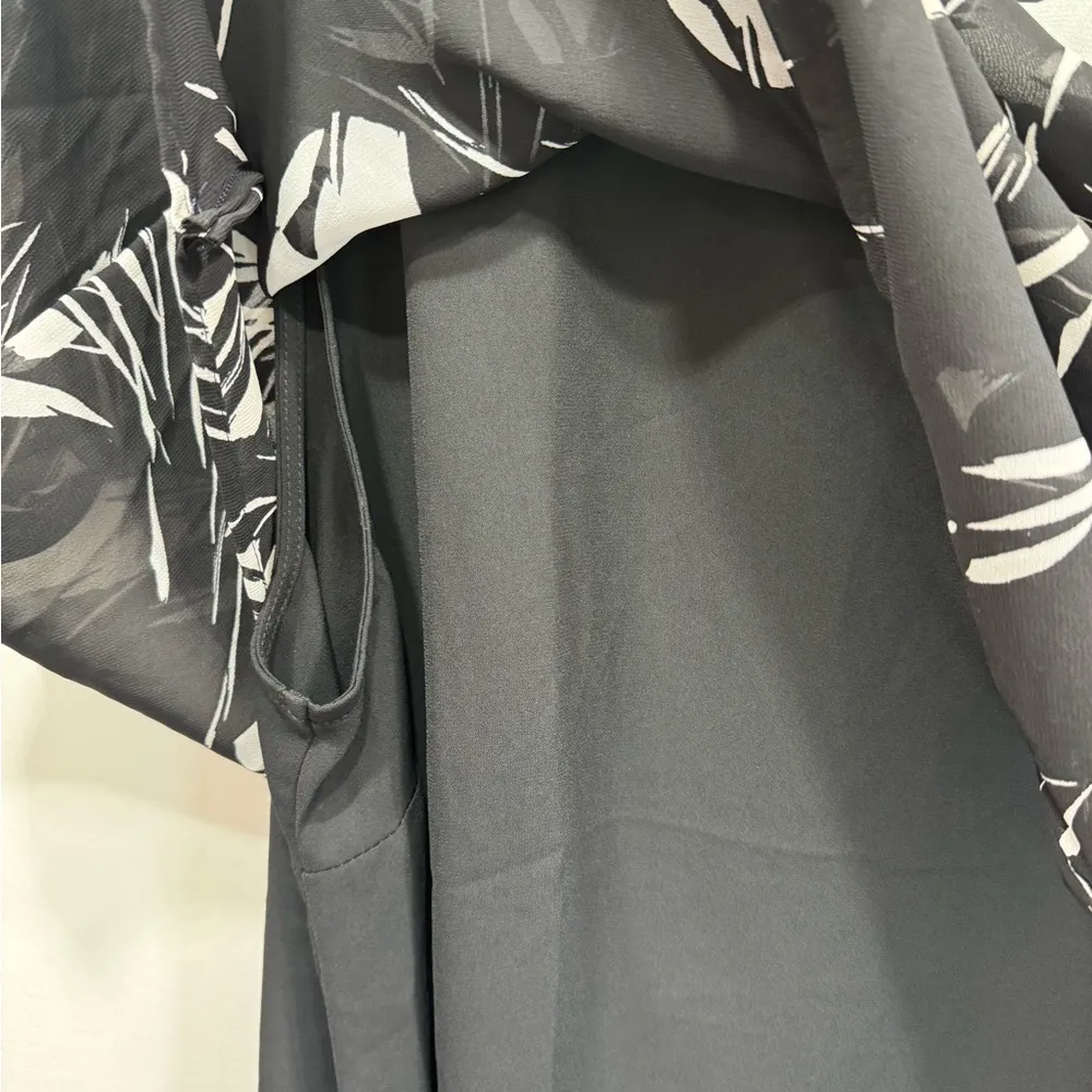 Chico’s Black & White Leaf Print Semi Sheer Cape Overlay Tank Lining Blouse 2/L - Image 9