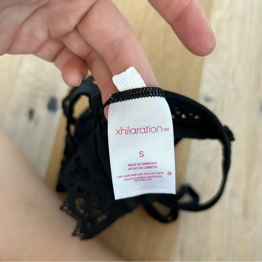 Xhilaration Black Triangle Bikini Top Size Small - Image 5