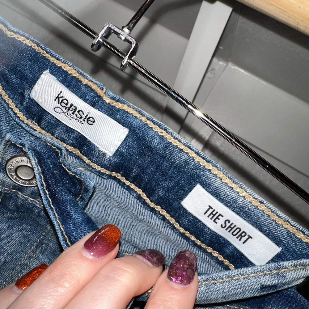 Kensie Blue Jean Shorts with Distressed Hem and Relaxed Fit - Image 3