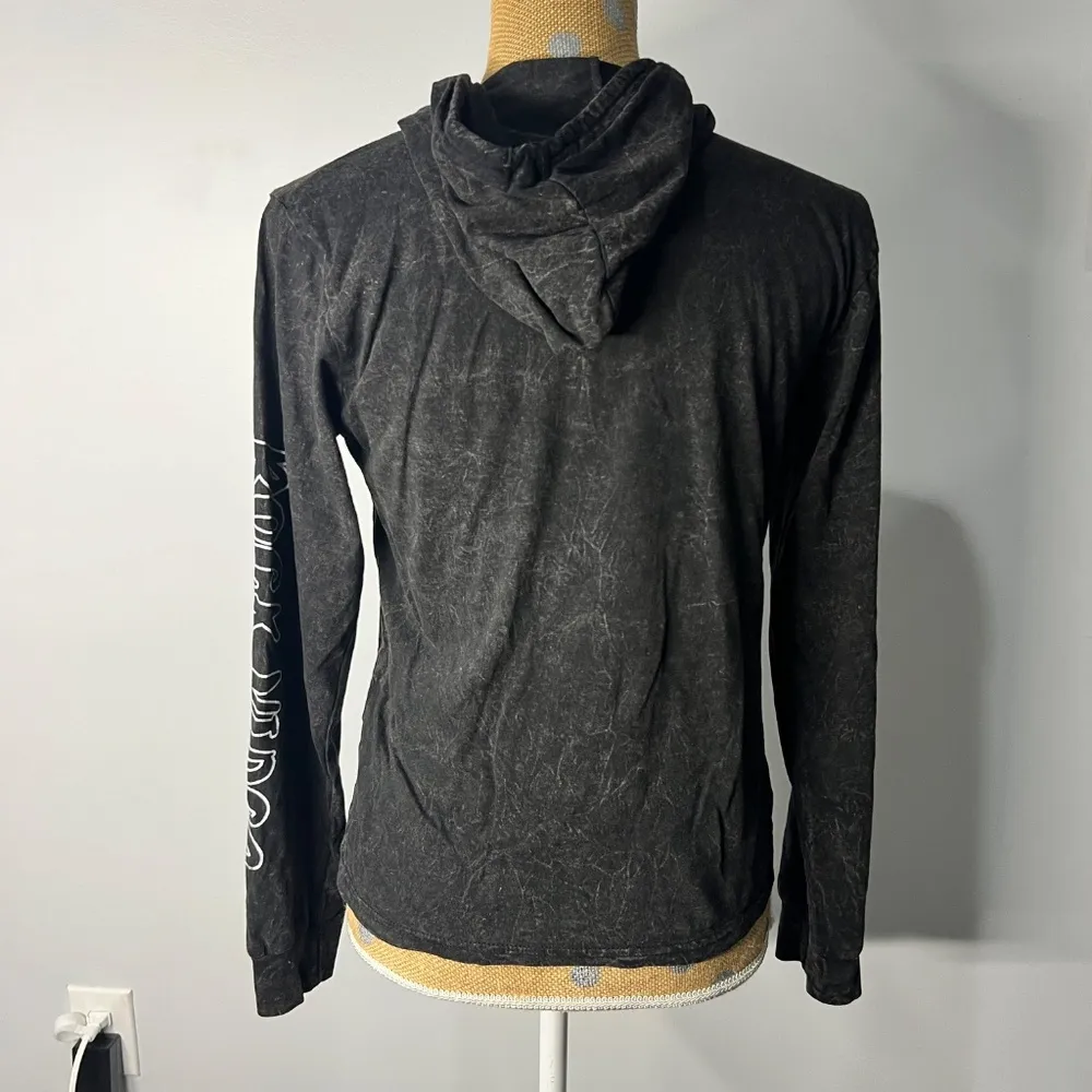 On Fire Rock N Roll Vibes Hooded Shirt Cut Out Size Large - Image 4