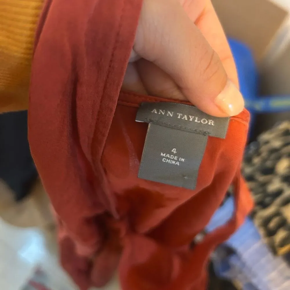 Ann Taylor Orange Sleeveless Silk Blouse - Image 4