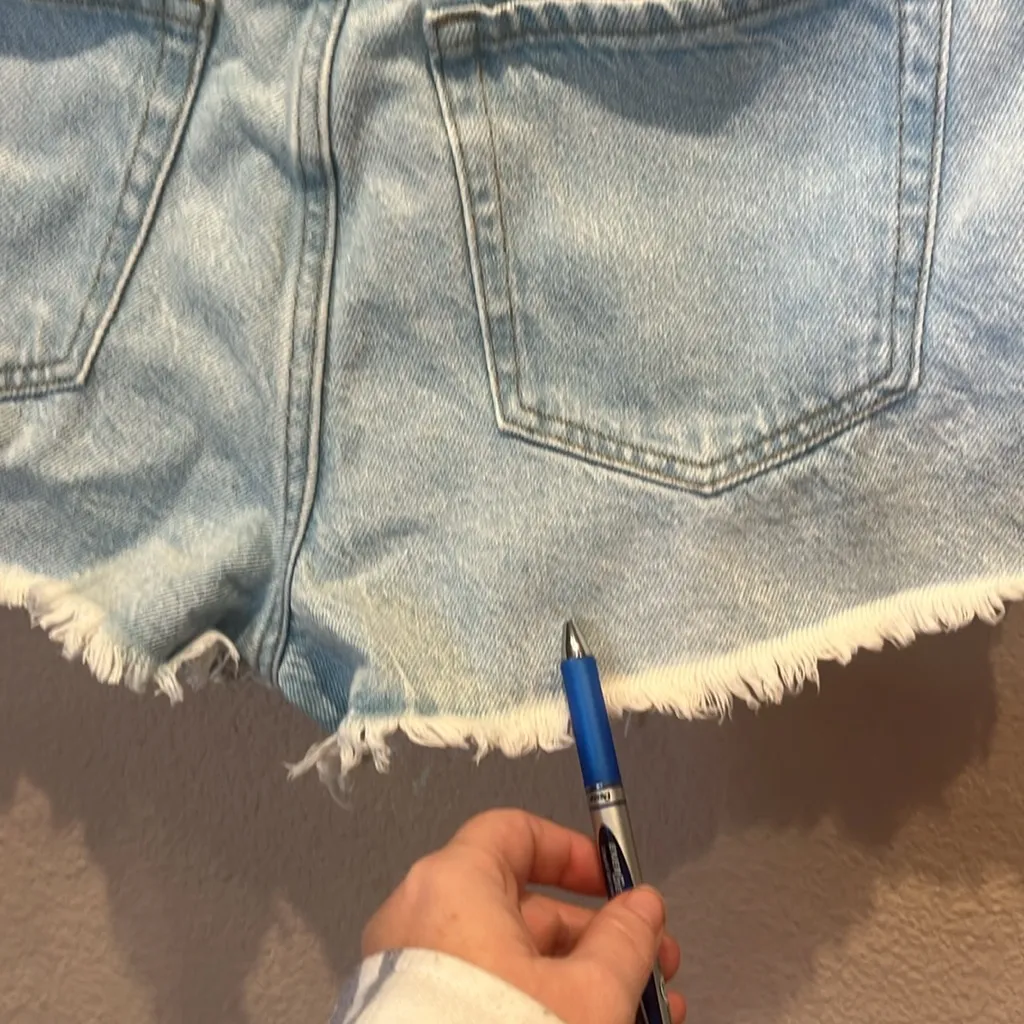 Pacsun Women’s Vintage High Rise Denim Jean Shorts Light Wash Size 27 - Image 8