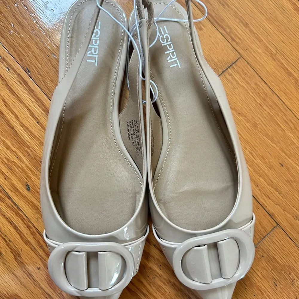 NEW Esprit Taupe Slingback Flats size 7 - Image 3