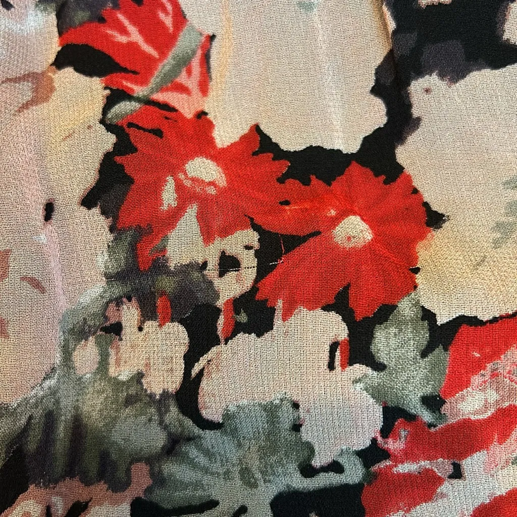 3/$15 JOIE floral romper - Image 6