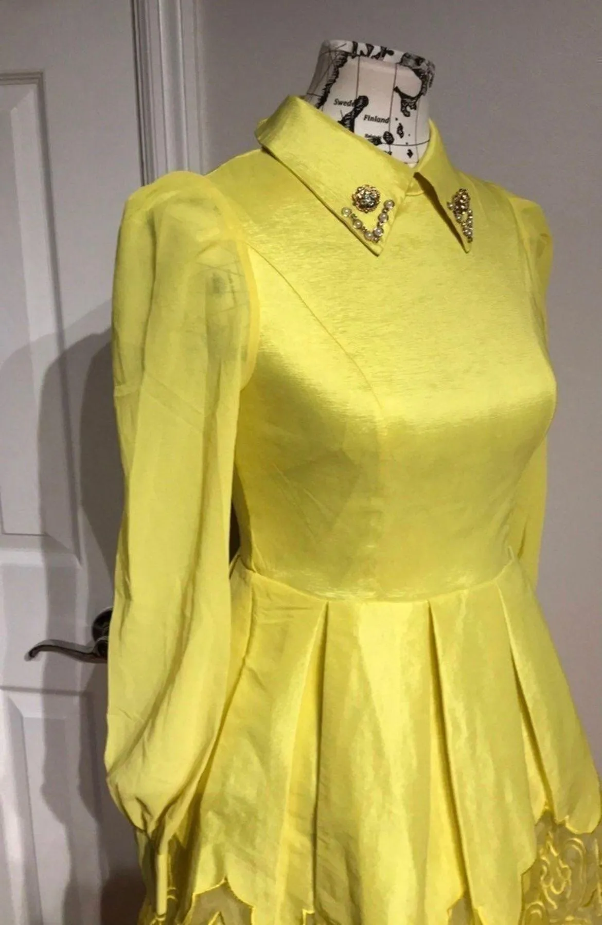 Handcrafted Imported Lace Fairytale Long sleeve Puffy anime cosplay Lolita pleated overlay kawaii sweet Yellow - Image 6