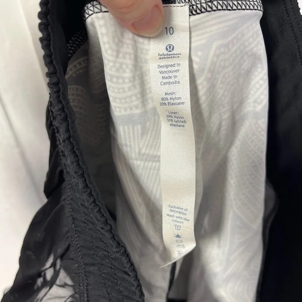 Lululemon City Sky Run short size 10 - Image 8