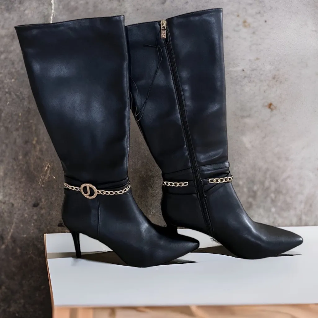 NEW JONES NEW YORK FAUX LEATHER GOLD CHAIN LOGO TALL Harness BOOT SZ-10 - Image 4