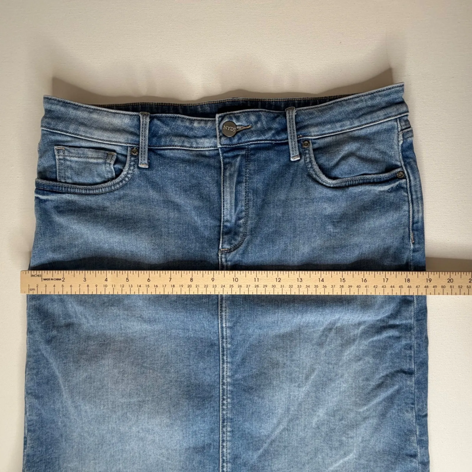 NYDJ Quinta Denim Skirt Size 8 Blue Lift Tuck Stretch Everyday Staple Cotton Y2K - Image 11