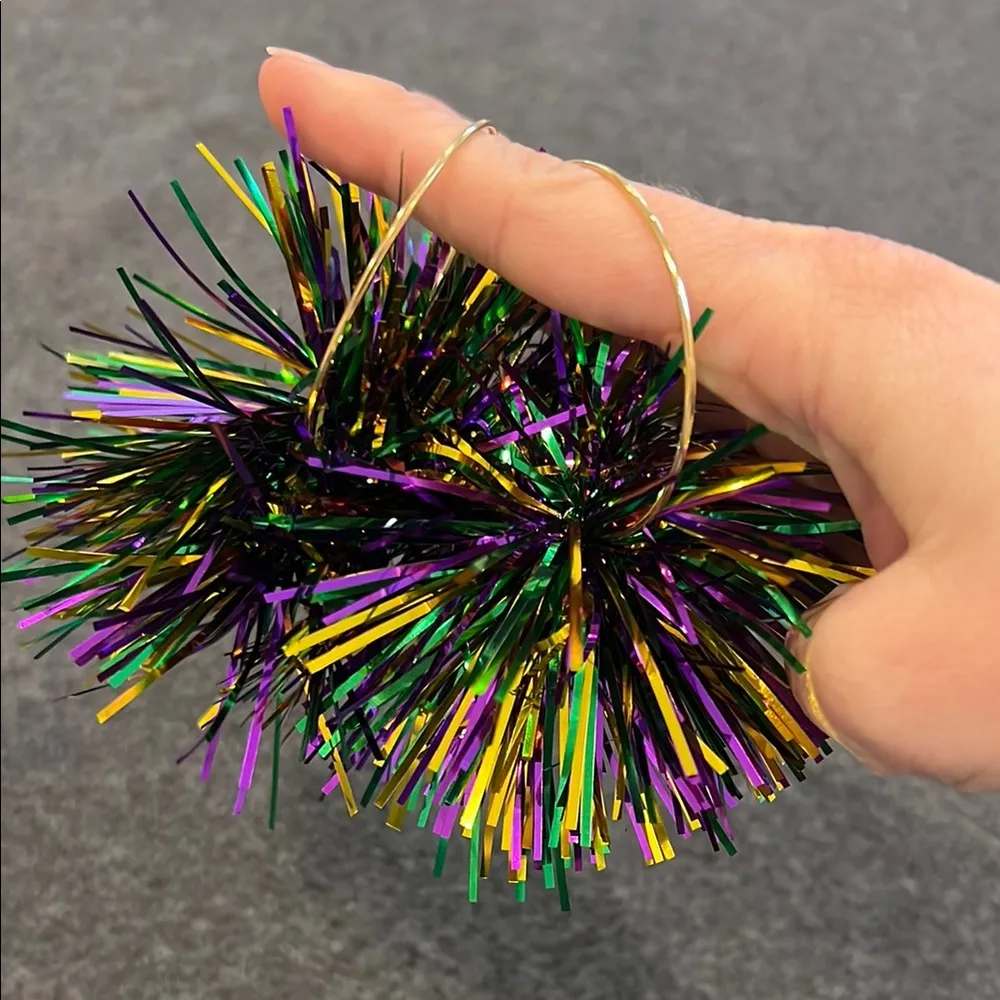 Colorful Pom - Image 2