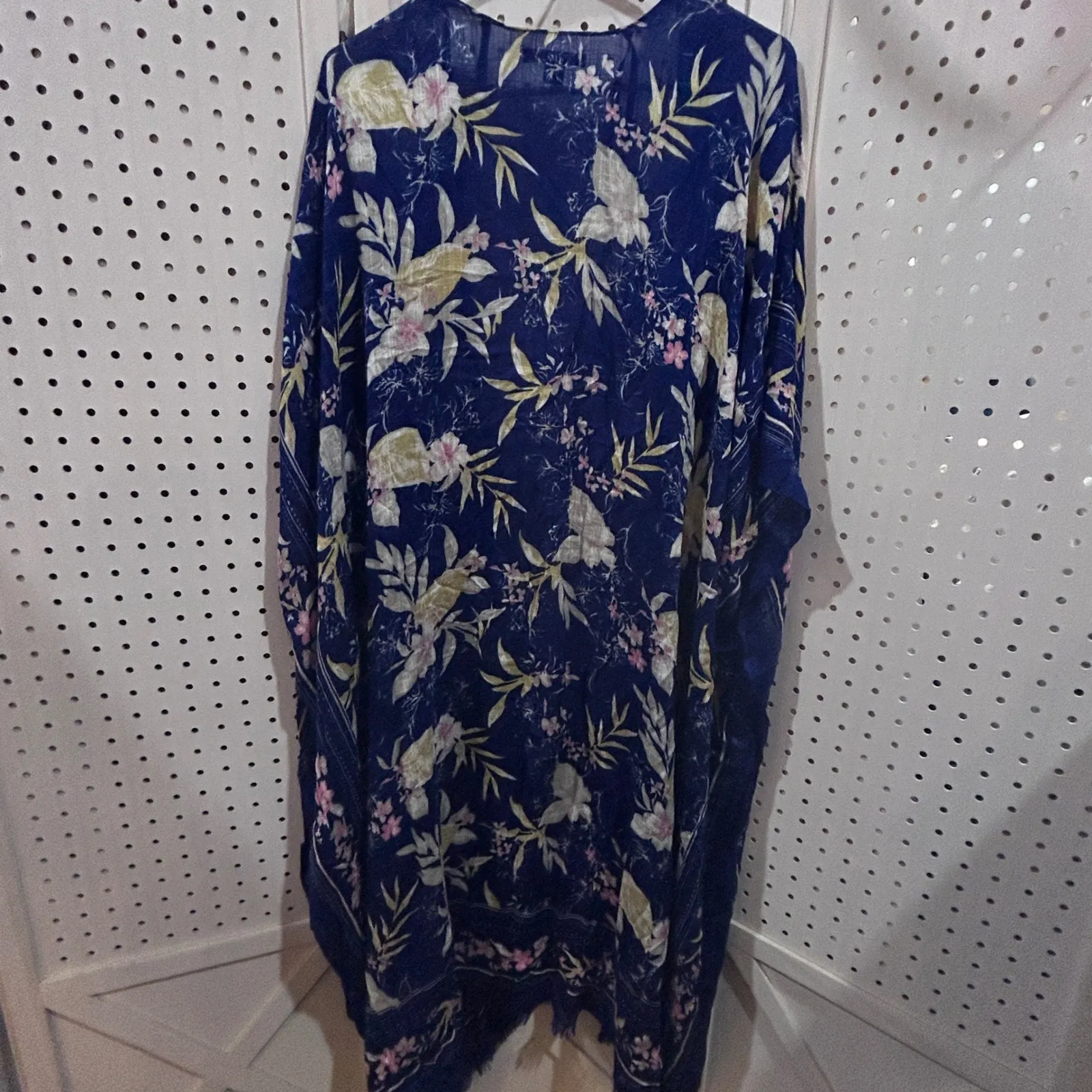 American Eagle Outfitters Blue Floral Butterfly Kimono Cardigan Duster O S - Image 9