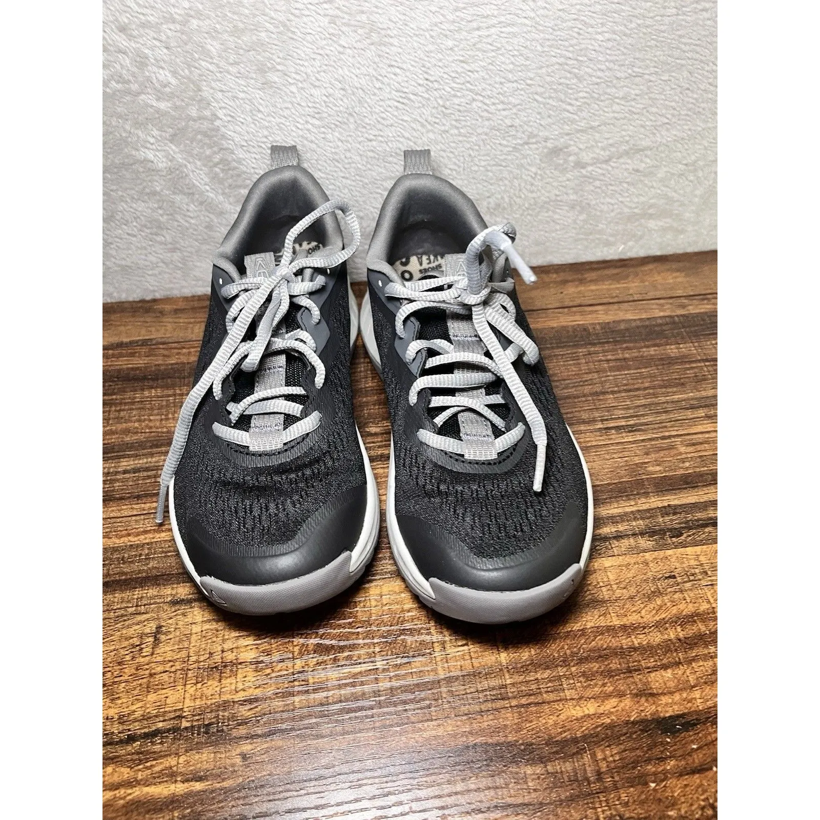 KEEN Women Versacore Size 5.5 Speed Hiking Trail Running Shoes Black/Magnet - Image 2