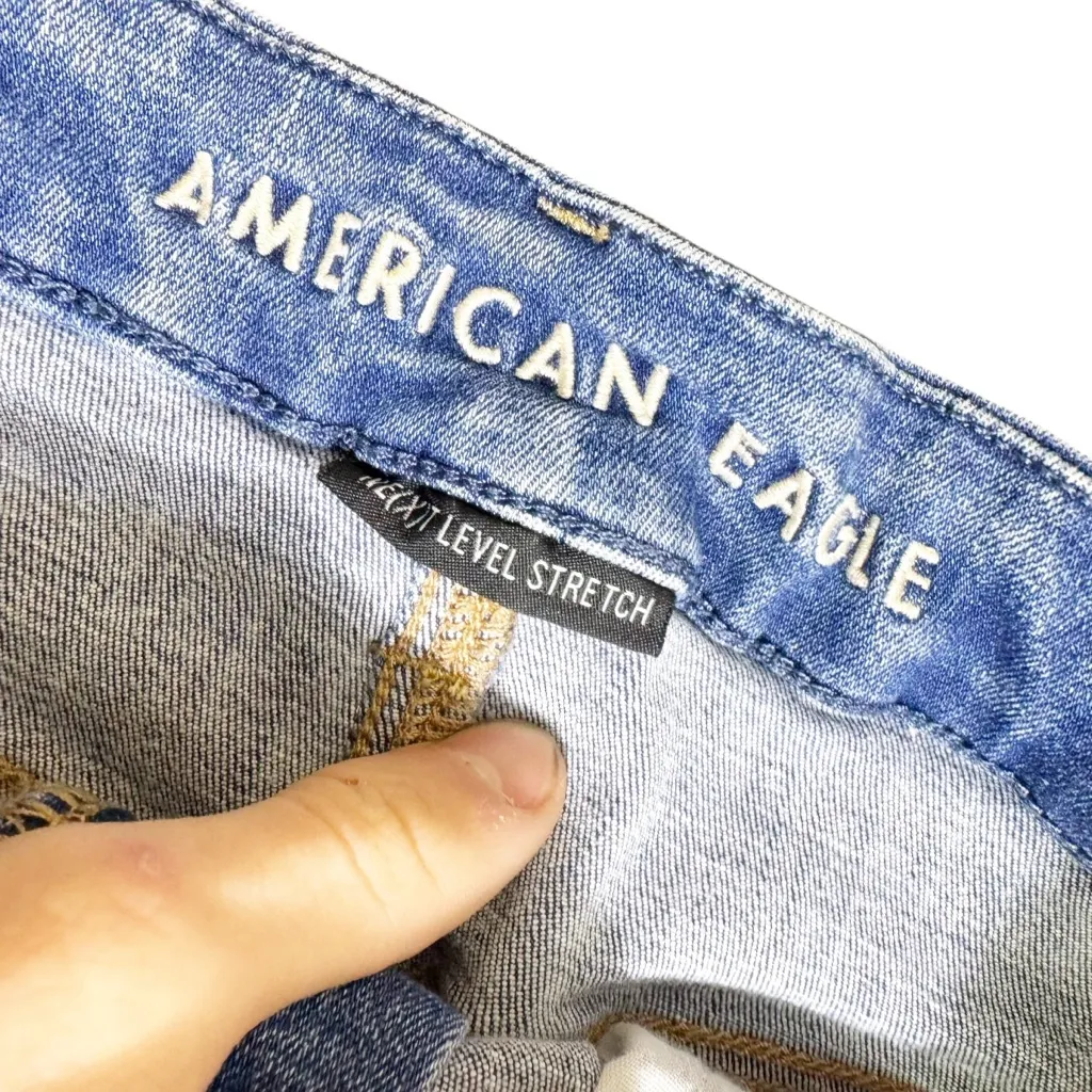 American Eagle Curvy Hi-Rise Shortie Denim Shorts size 10 - Image 3