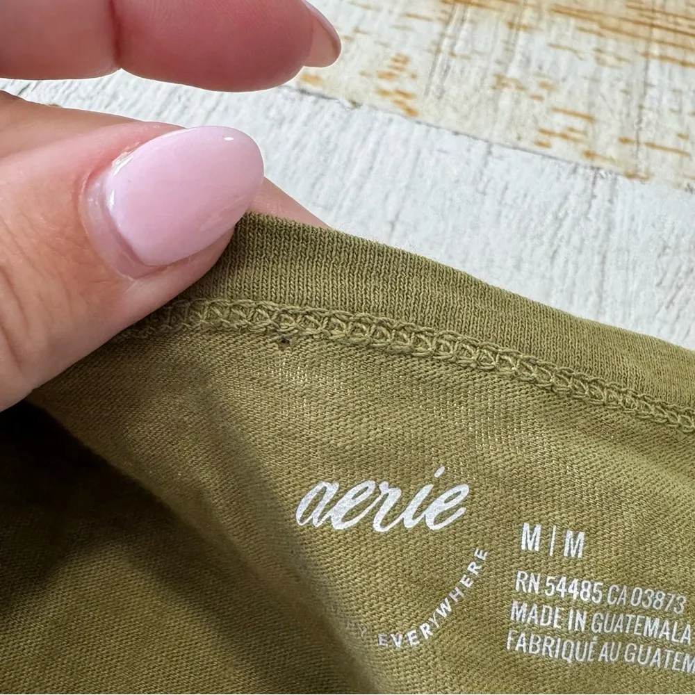 Aerie  Oversized Henley Tee NWT size Small Olive‎ Green Short Sleeves Snap Front - Image 5