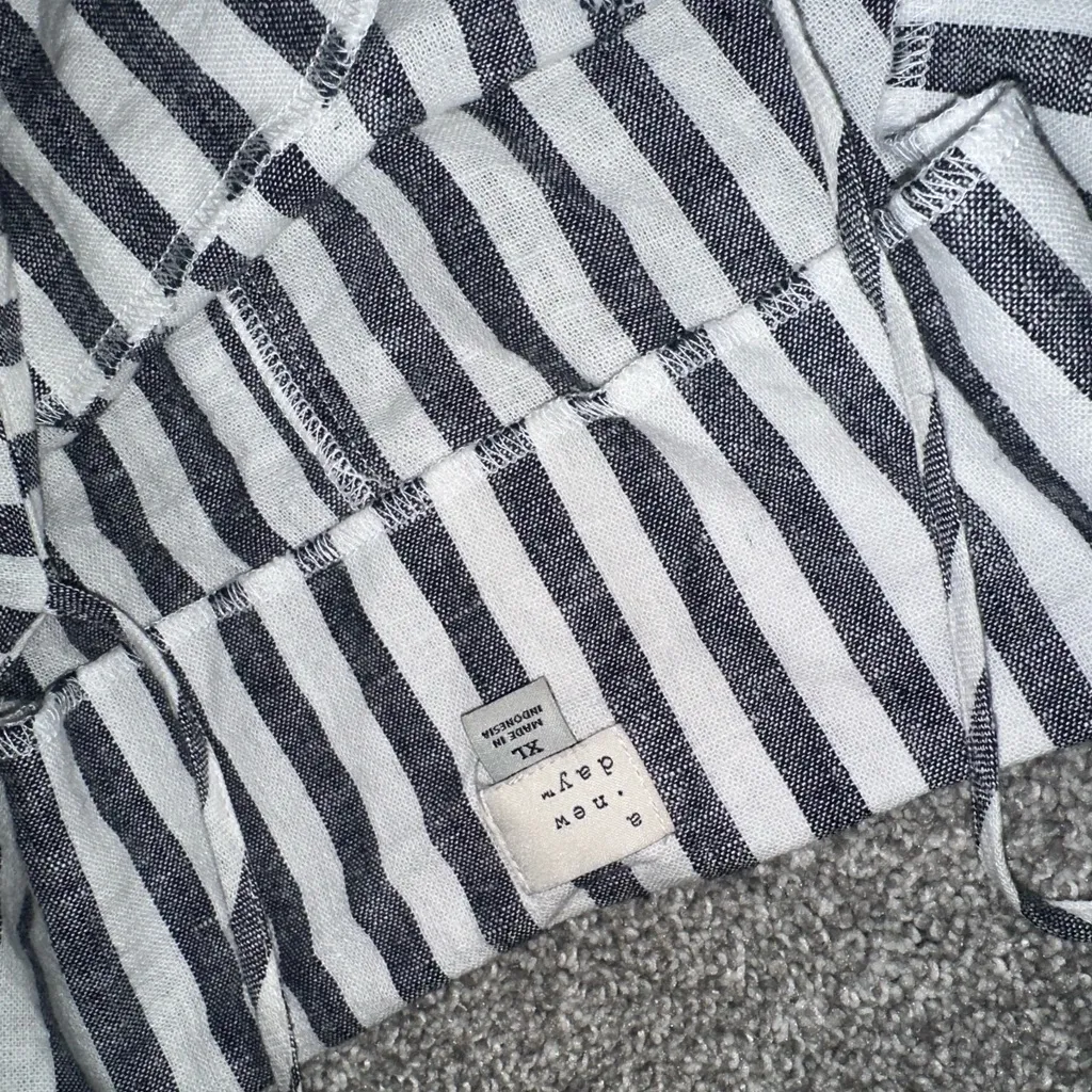 A‎ New Day Target Brand Linen Striped Mink Dress XL - Image 4