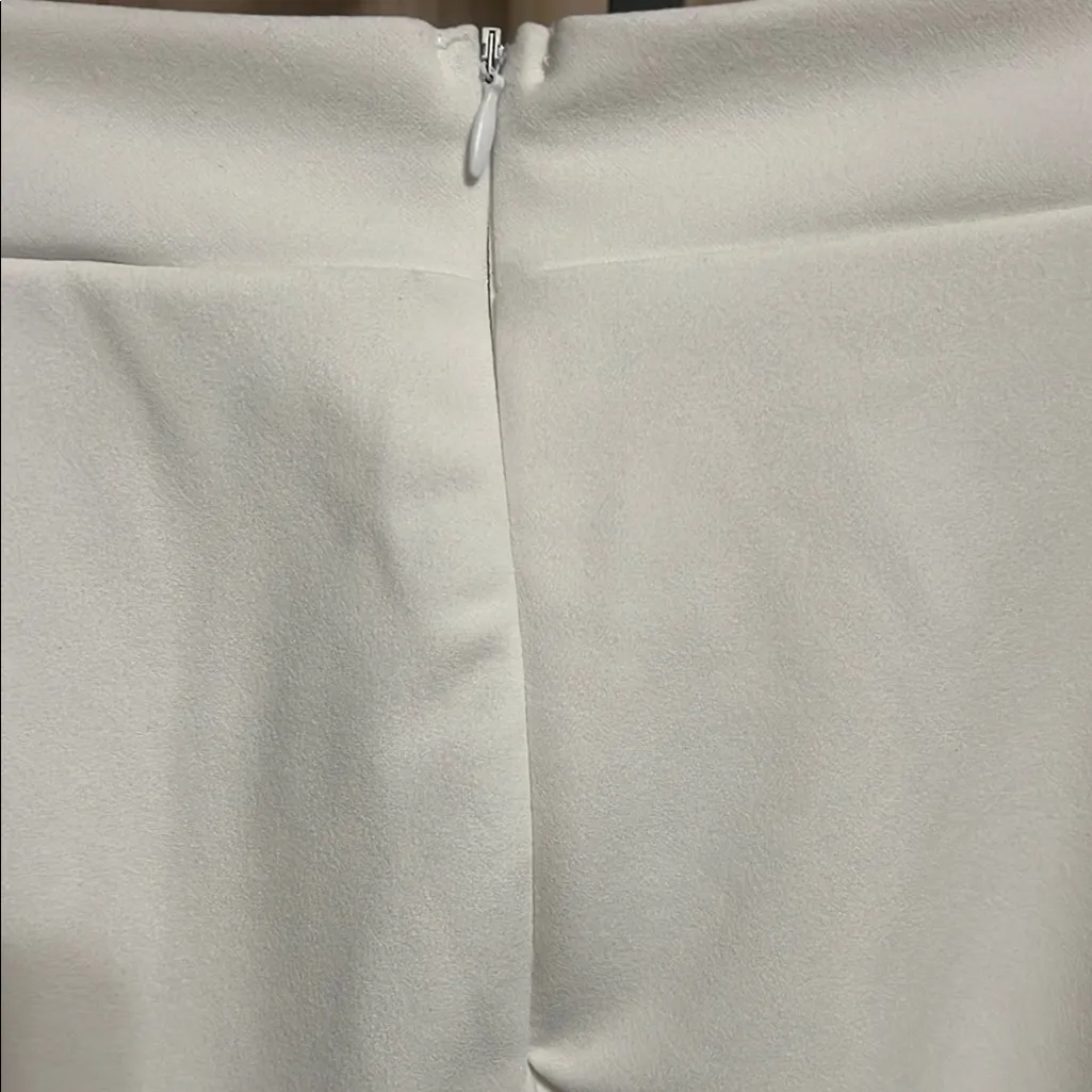 Lulu's White Wide Leg High Waisted Jumpsuit Size M - Image 6