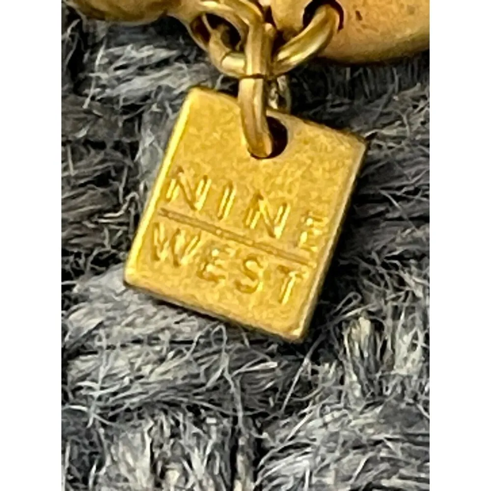 Nine West Matte gold tone bracelet chain link lobster clasp 7" long layer - Image 4