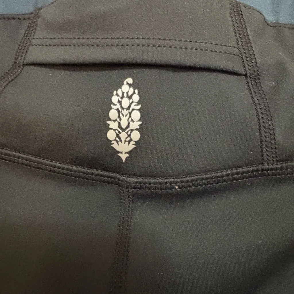 Free People‎ Movement Rebel Leggings Size Medium Black - Image 9