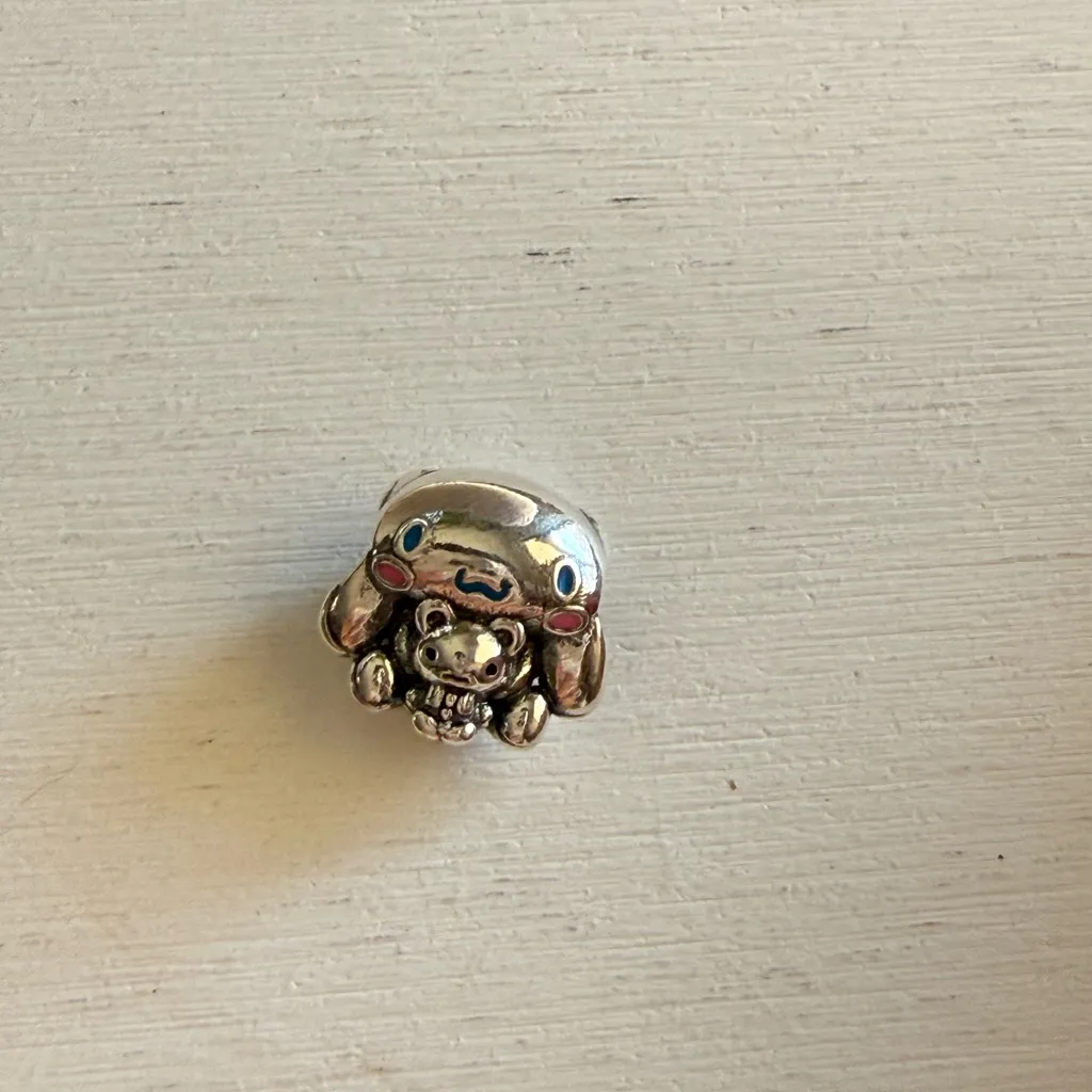Cinnamon Roll Charm Silver - Image 3