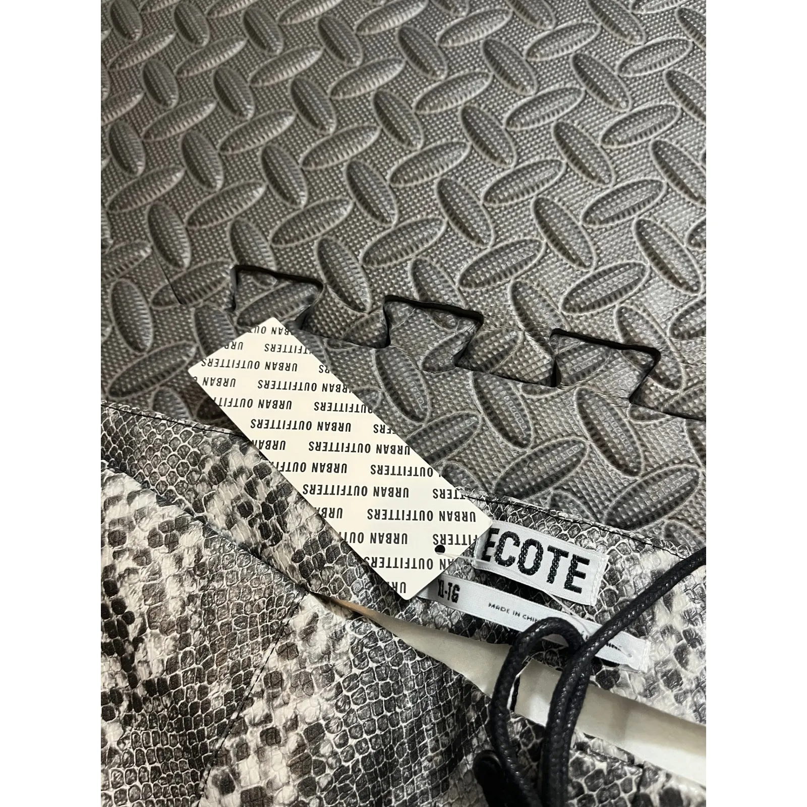 NWT Urban Outfitters Ecote Monty Snakeskin Lace Up Bootcut Flare Pants Womens XL - Image 5