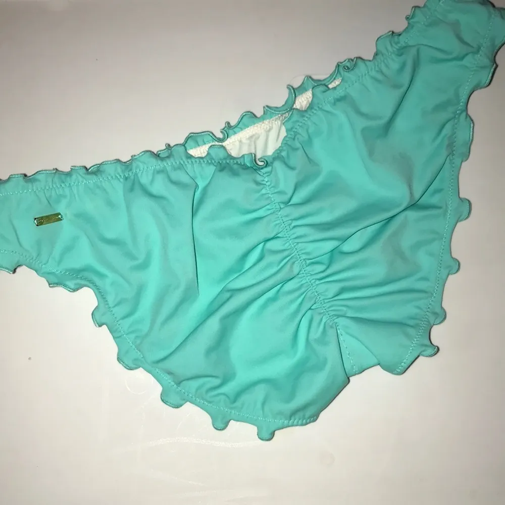 Small Victoria's Secret Ruffle cheeky Bikini - Image 6