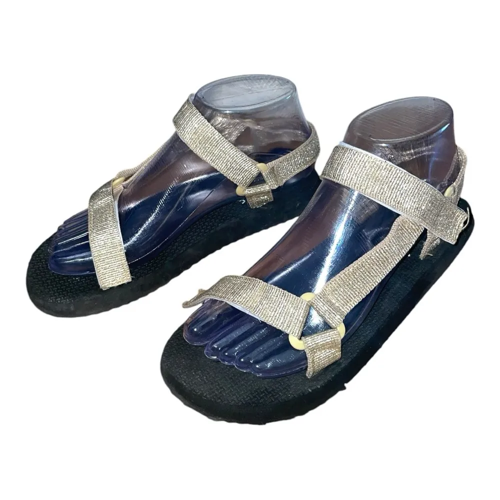 Sole Mate Ladies River Sandals gold size 6 open sole chunky moulded water dry - Image 2