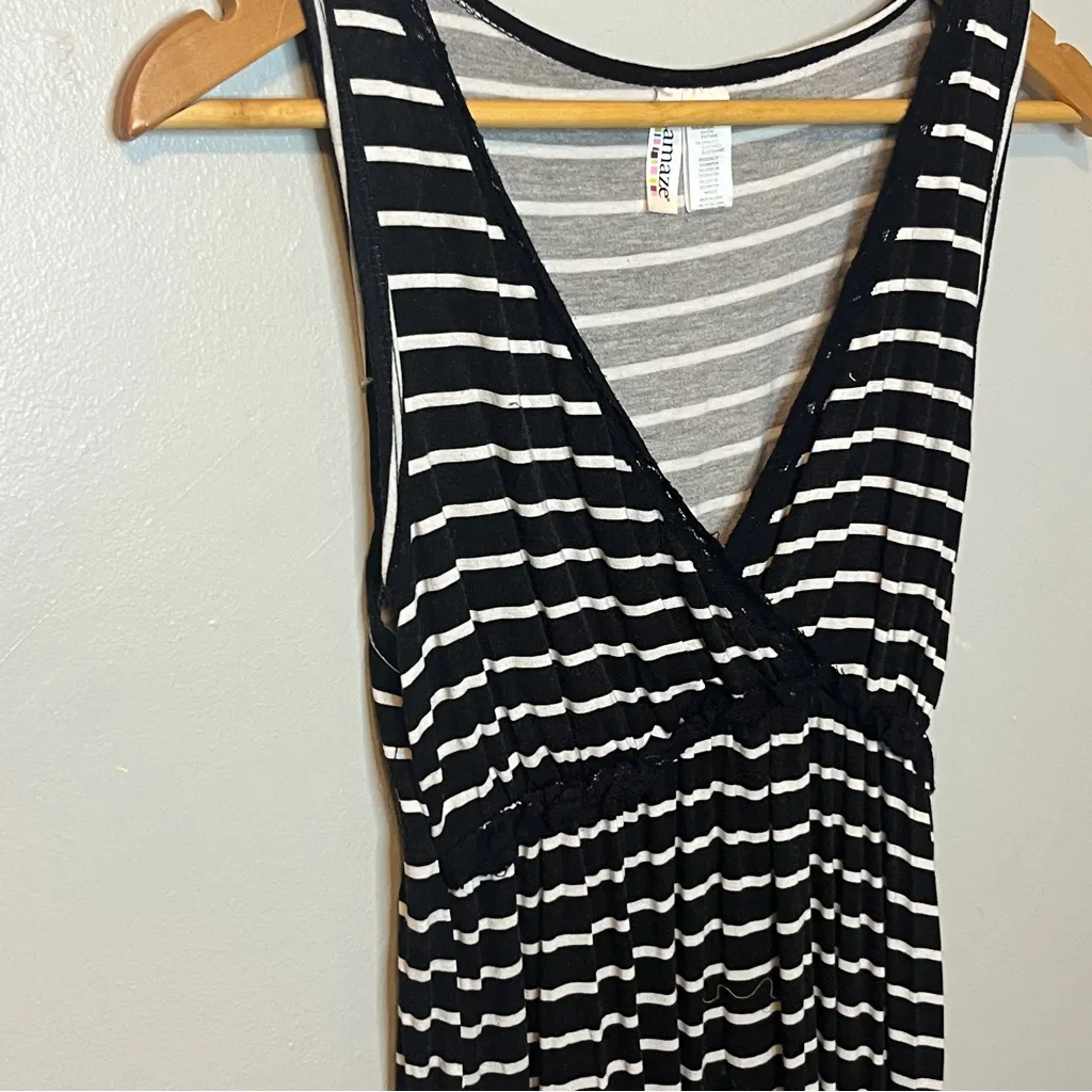 Lamaze Black and White Striped Maternity Chemise Size undefined - Image 4