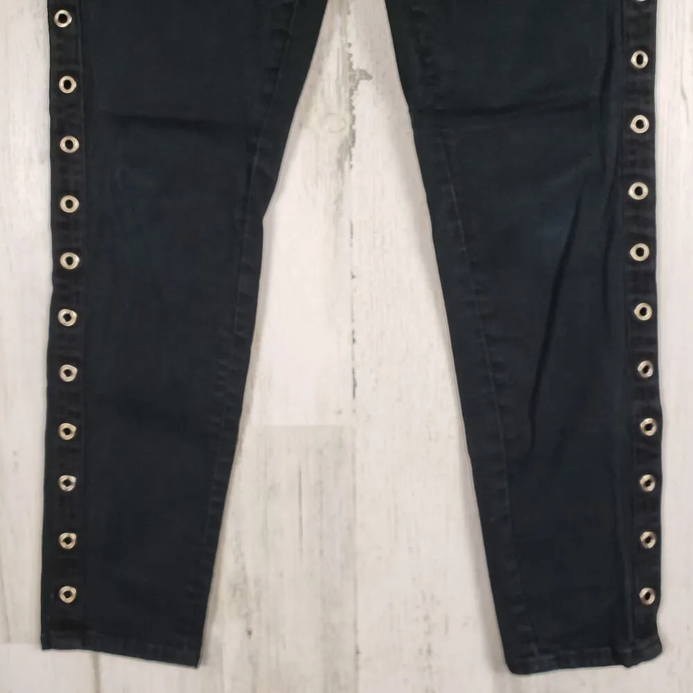 BDG Urban Outfitters Black Wash Denim Grommet Twig High Rise Crop Jeans Sz 28 - Image 4