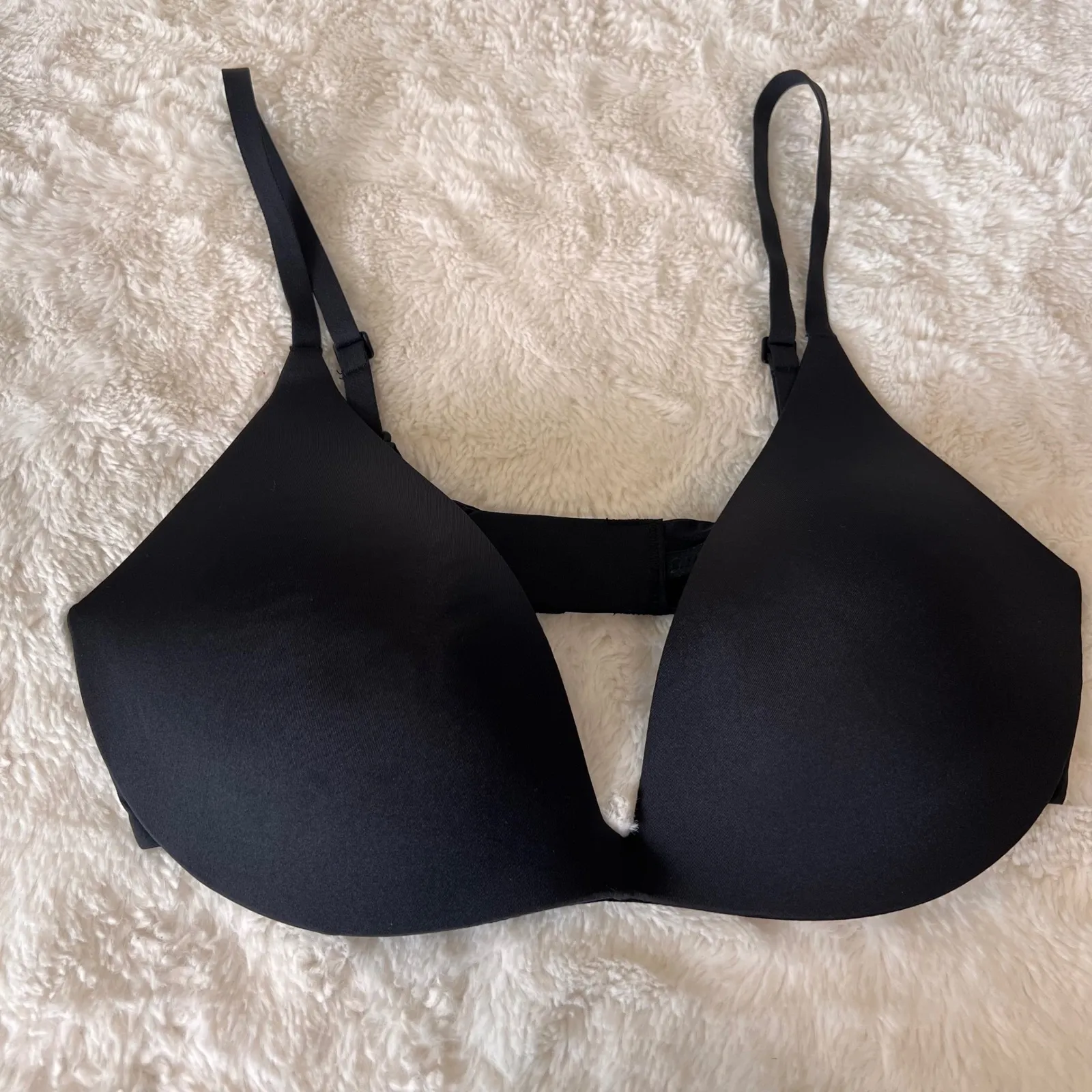 SKIMS Plunge Bra Black Size 34C Deep V Neck Wirefree Push Up Seamless NWOT - Image 2