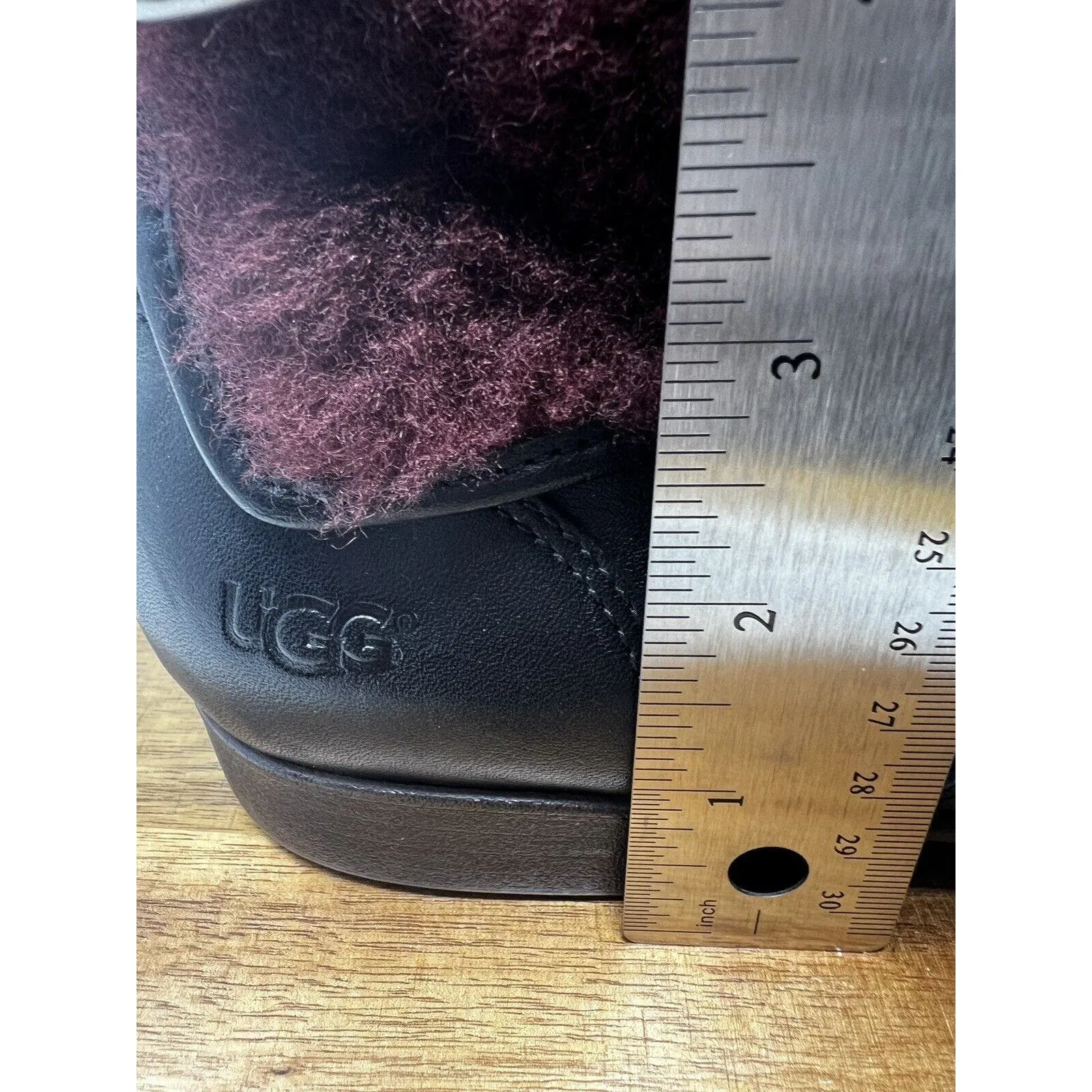 UGG Australia Women's Black Leather Burgundy Sheepskin Foldover Boots‎ Size 7.5 - Image 12