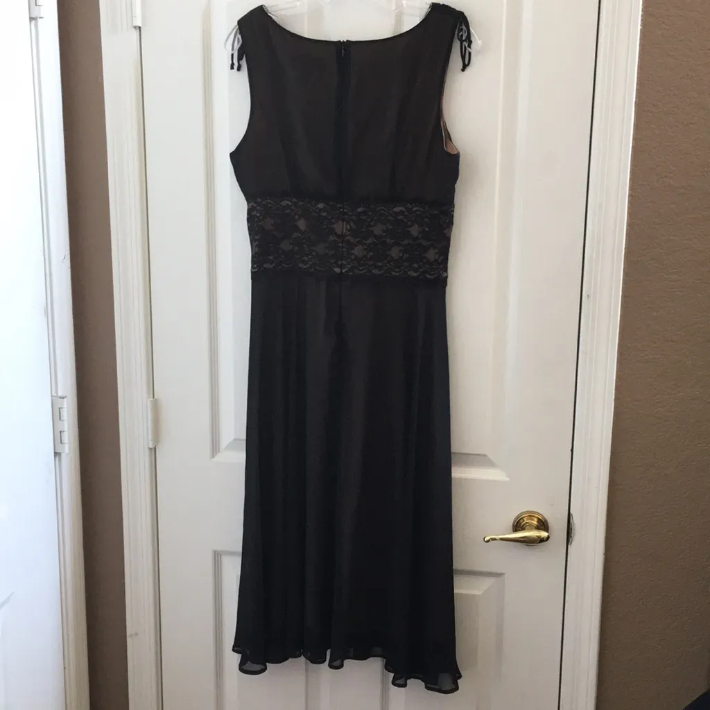 FINAL MARKDOWN Ladies’ connected apparel Lacy Midriff Dress (10) - Image 8