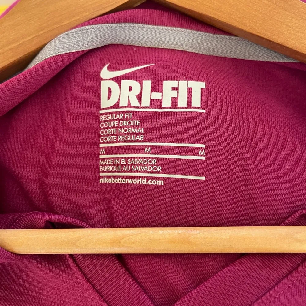 Women’s  Dri-fit plum colored v-neck long sleeve shirt regular fit Medium - Image 3