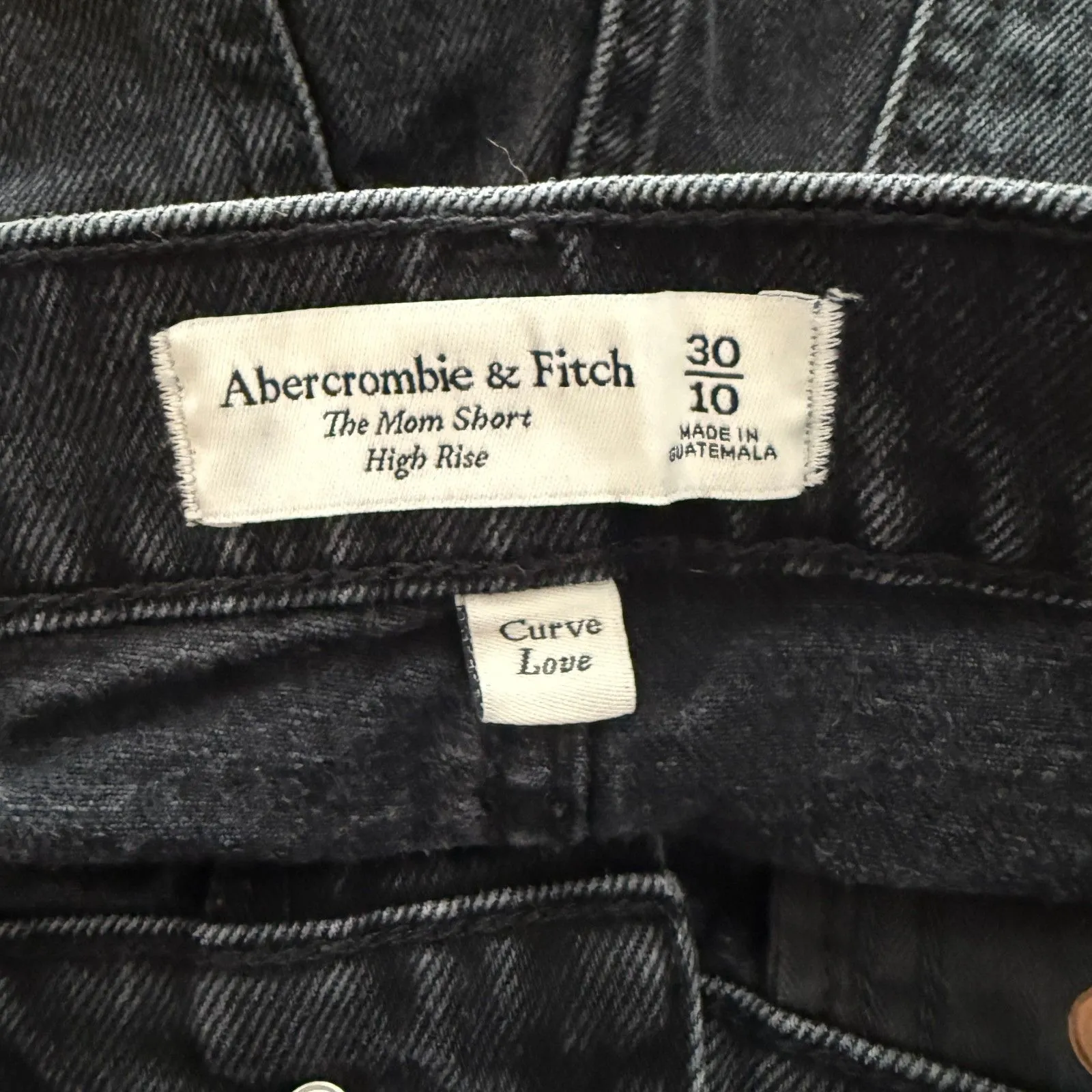 Abercrombie & Fitch The Mom Short High Rise Black Destroy Curve Love - Image 9