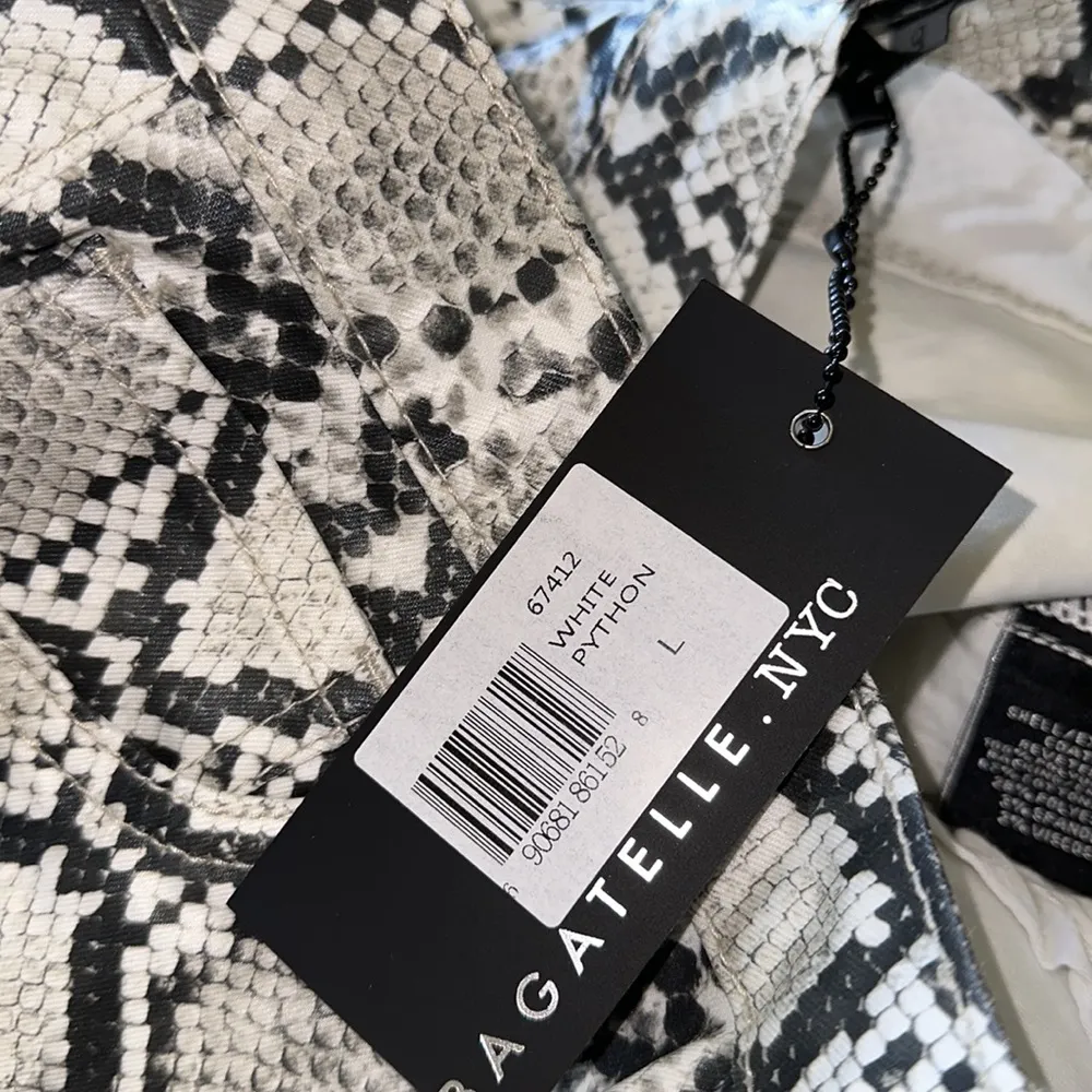 NWT Bagatelle Collection Coated Faux Leather Cotton Python 5 Pocket Pants - Image 4