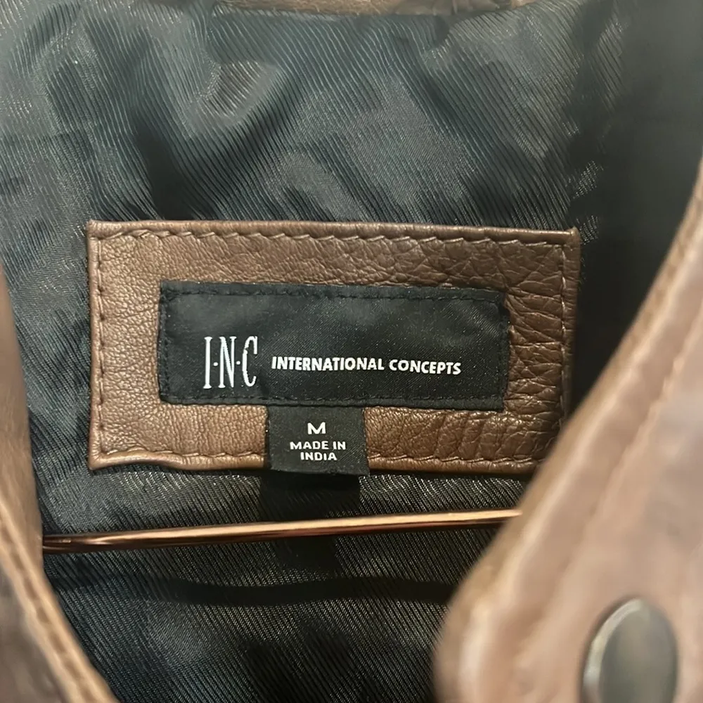 INC  brown leather jacket Size medium. - Image 3