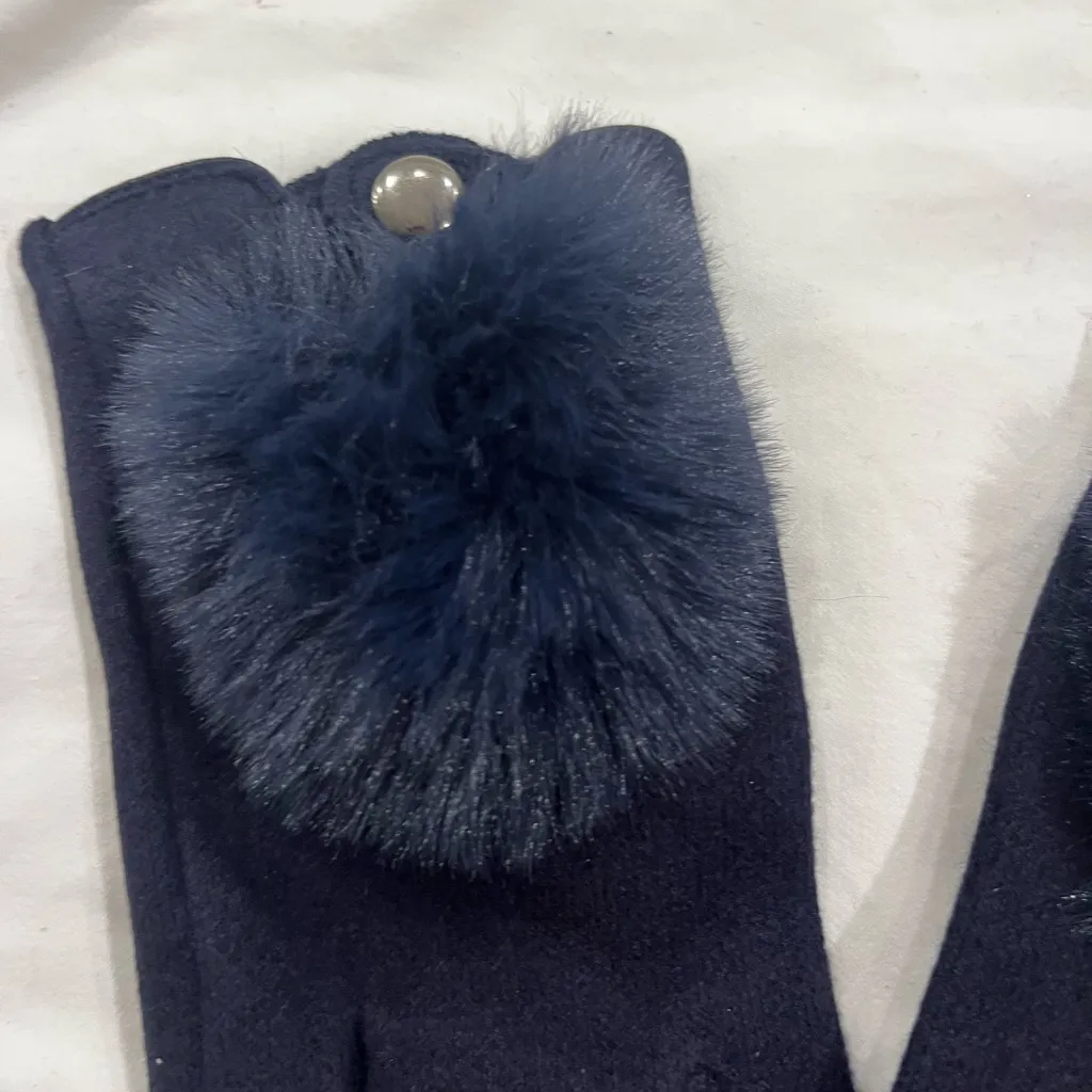 Elegant Black Fur - Image 2