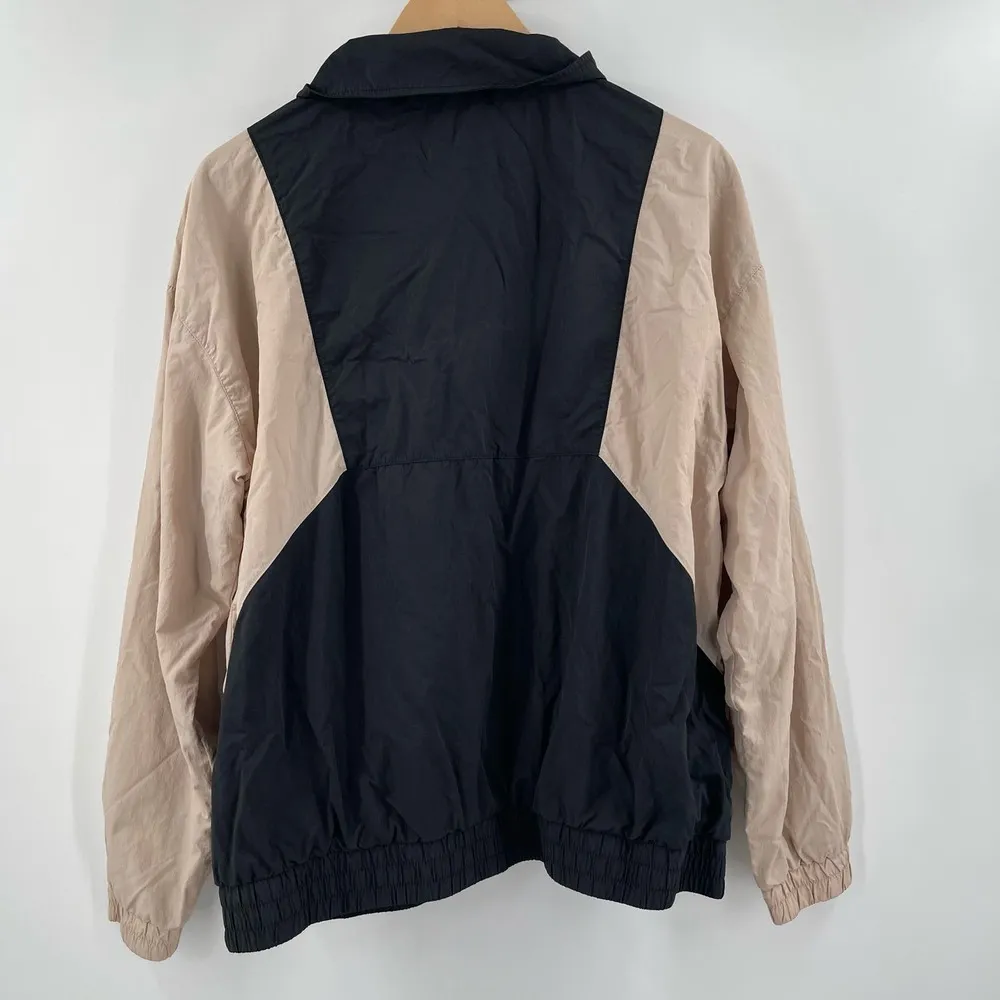 REEBOK Windbreaker Jacket Womens Size Large Zip Up Focus Track Pocket Athleisure - Image 4