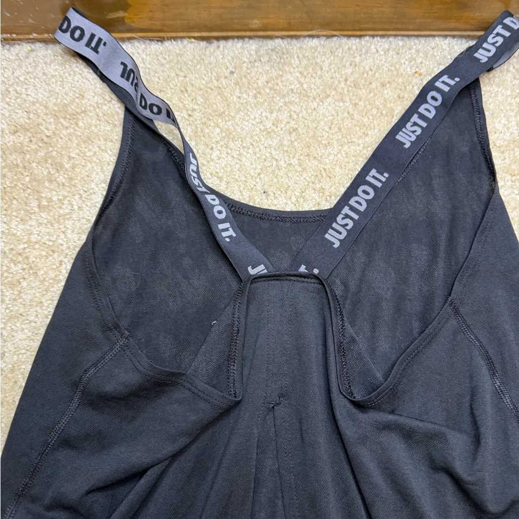 Nike Women's Black Tank Top - Image 4