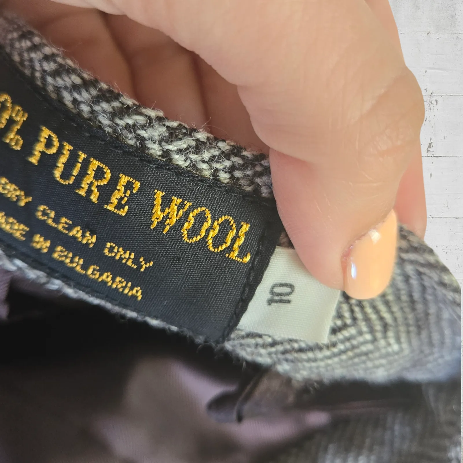 60s Vintage Brown Herringbone Wool Quiet Luxury Pencil Knee Length Skirt Size 10 - Image 4