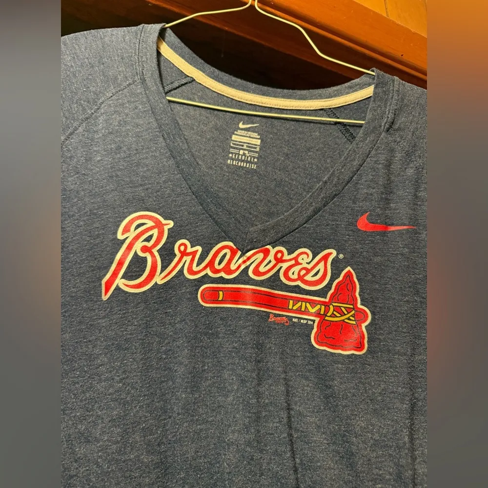 MLB Genuine Merchandise Atlanta Braves ￼Woman’s Tee Shirt- Large worn once - Image 2
